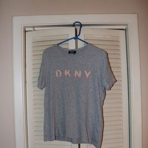 grey DKNY tee